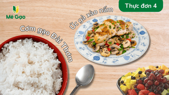 Cơm văn phòng với ức gà xào