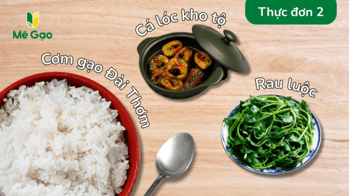 Cơm văn phòng với cá kho tộ