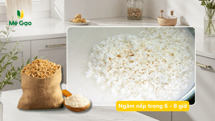 Ngâm Nếp Cái Hoa Vàng để nấu xôi
